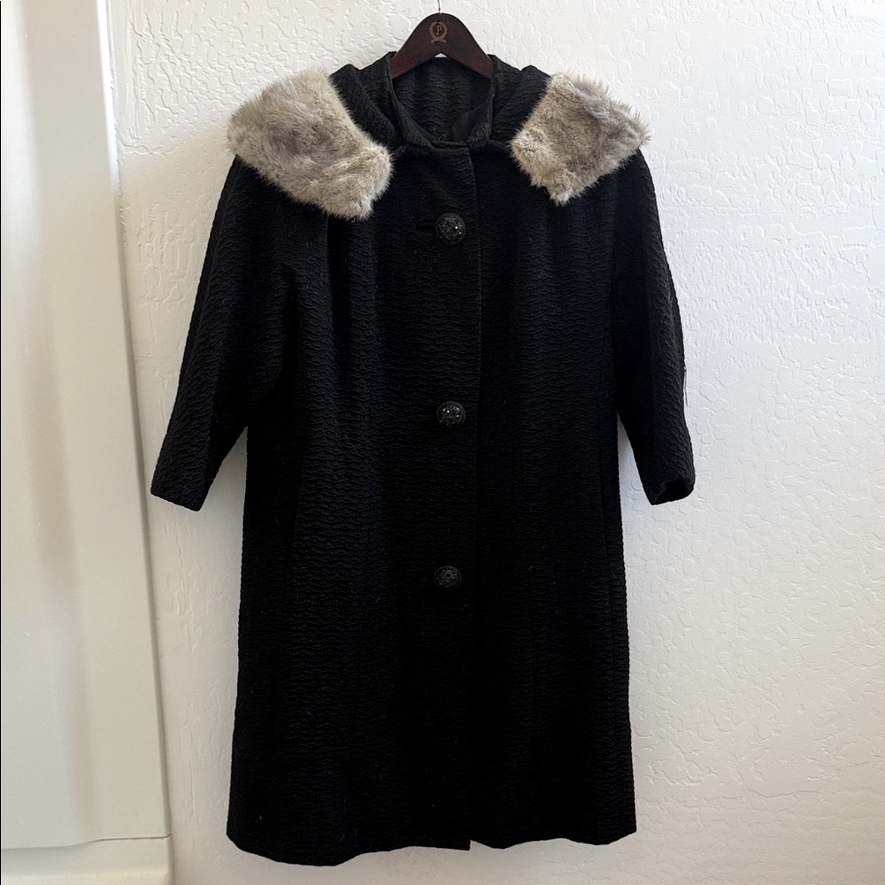 1950s Vintage Patricia Feeney Black Coat with Rabbit Fur Trim